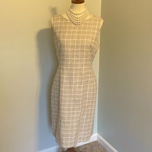 NWT Tahari sleeveless dress with jacket. Beautiful. Fully lined.